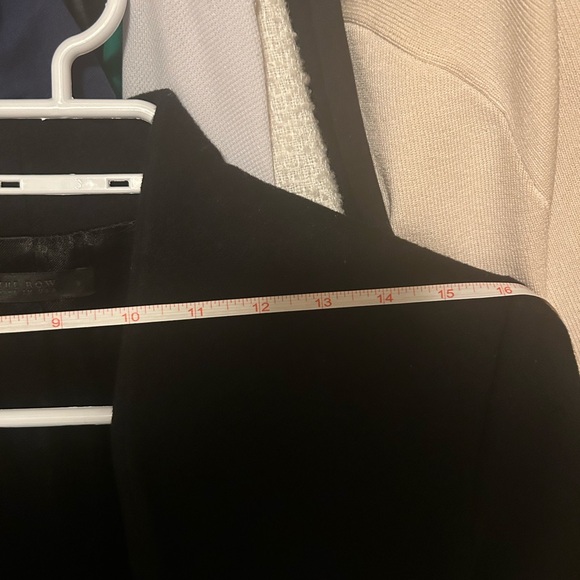 The Row - Coat - Picture 9 of 11